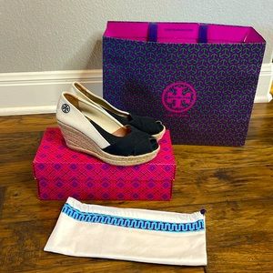 Two tone Tory Burch espadrille